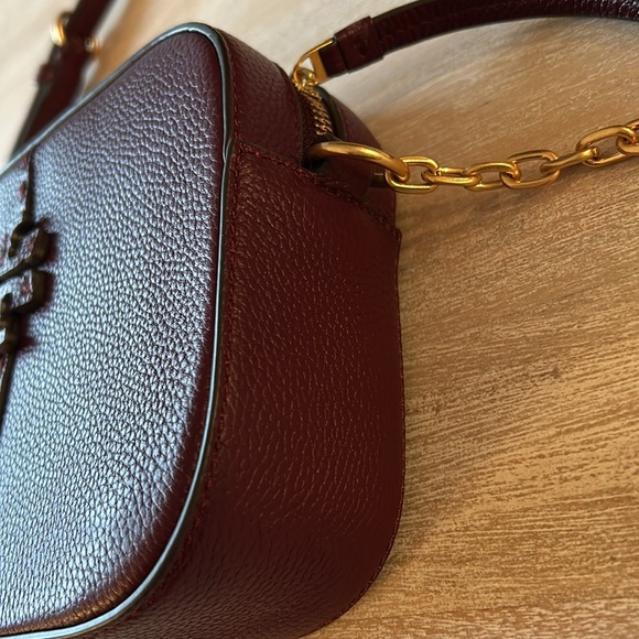 Tory Burch McGraw Camera Bag in Claret - Picture 6 of 13